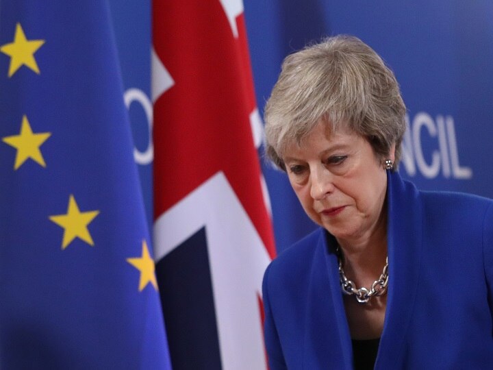 Emotional Theresa May Announces Resignation Amid Mutiny Over Brexit ब्रेक्जिट विवाद: ब्रिटिश प्रधानंत्री टेरेसा मे ने दिया पद से इस्तीफा