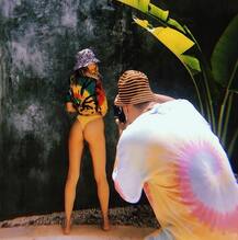 सुपरमॉडल कैंडिस नजर आईं बेहद बोल्ड लुक में, तस्वीरें हैं बेहद हॉट, देखें