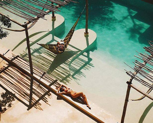 कैंडिस की इन फोटोज को फैंस खूब पसंद कर रहे हैं.