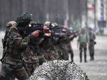 जम्मू कश्मीर: शोपियां में सुरक्षाबलों ने दो आतंकियों को मार गिराया, एक की तलाश जारी