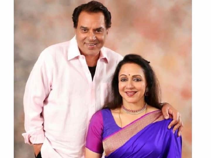 क्यों Hema Malini - Dharmendra एक साल से रहे हैं एक-दूसरे से दूर, जानें असली वजह Why Hema Malini Dharmendra has been away from each other for a year, know the real reason क्यों Hema Malini - Dharmendra एक साल से रहे हैं एक-दूसरे से दूर, जानें असली वजह