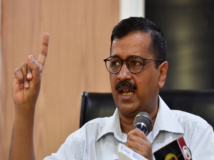 Lok Sabha Election 2019 Arvind Kejriwal on EC cancelling nomination of Tej Bahadur Yadav from Varanasi पीएम मोदी ने रद्द कराया वाराणसी से तेज बहादुर का नामांकन- अरविंद केजरीवाल