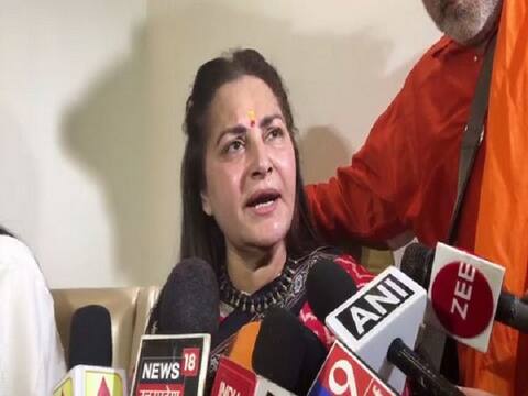 जया प्रदा ने विपक्षी दलों की महिला नेताओं की चुप्पी पर उठाए सवाल, कहा- किसी ने नहीं किया समर्थन जया प्रदा ने विपक्षी दलों की महिला नेताओं की चुप्पी पर उठाए सवाल, कहा- किसी ने नहीं किया समर्थन
