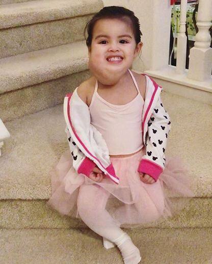 आपको बता दें, ओलिविया बैले डांसर हैं और उसे प्यानो बजाने का भी बहुत शौक है.