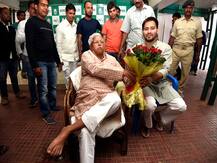 कल आरजेडी सुप्रीमो लालू यादव का जन्मदिन, तेजस्वी बोले- इसे ‘गरीब सम्मान दिवस’ के रूप में मनाएंगे