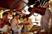 चुनाव प्रचार से पहले मंदिर में पूजा अर्चना करते दिखाई दिए राहुल गांधी, देखें तस्वीरें