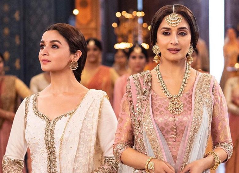 Kalank Movie Review: इश्क के 'कलंक' से तबाह हुई जिंदगियों की दर्द भरी दास्तां है फिल्म