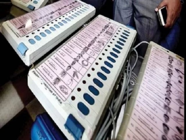 Lok Sabha election 2019- full details of 8 sats of Uttar Pradesh where the voting continues in second second phase लोकसभा चुनाव 2nd phase: 2014 के चुनावों में यूपी के इन 8 सीटों पर किसने किसको दी थी मात, जानिए- कौन किस नंबर पर रहे