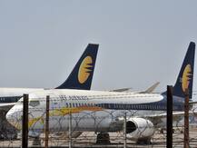 Jet Airways की उड़ान सेवा अस्थाई तौर पर बंद, यहां जानें क्या है कंपनी पर संकट