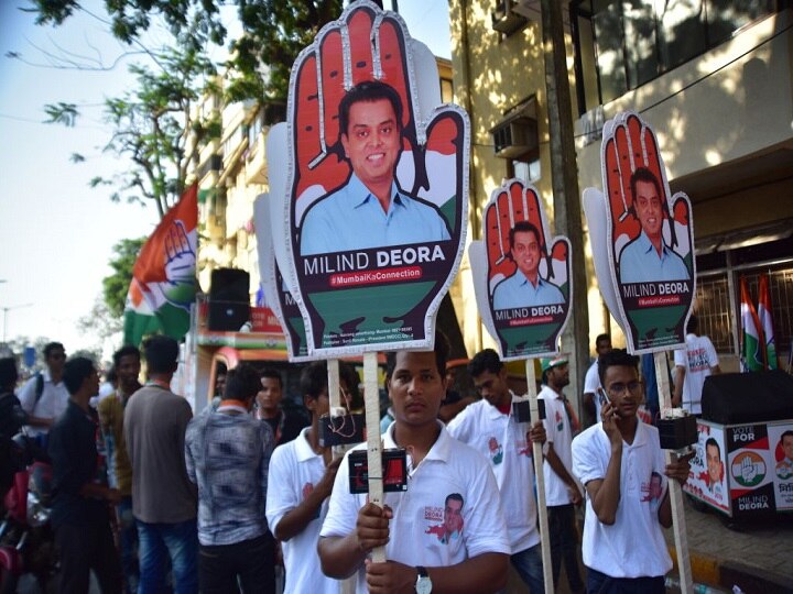 lok sabha election 2019 Mukesh Ambani support Milind Deora from South Mumbai कांग्रेस उम्मीदवार मिलिंद देवड़ा ने अपनी चुनावी मुहिम में जारी किया मुकेश अंबानी का वीडियो