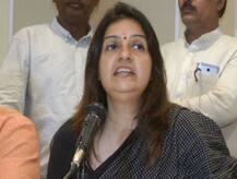 LokSabha Election: प्रियंका चतुर्वेदी ने दिया कांग्रेस से इस्तीफा, शिवसेना में शामिल हो सकती हैं