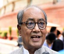 हिन्दू आतंकवाद’ कहने वाले व्यक्ति को बीजेपी ने बनाया केन्द्रीय मंत्री- दिग्विजय सिंह