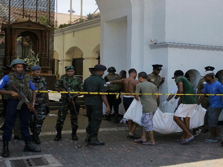 श्रीलंका धमाका: 8 विस्फोट में 207 लोगों की मौत, सात गिरफ्तार, ट्रेन और सोशल मीडिया पर रोक