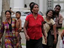 श्रीलंका धमाका: 3 भारतीयों समेत 215 लोगों की मौत, करीब 500 घायल, 12 घंटे के लिए कर्फ्यू