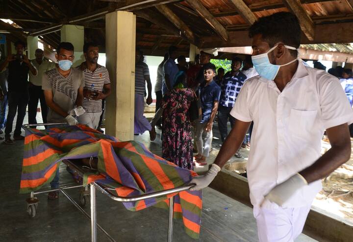 पीएम मोदी ने श्रीलंका के राष्ट्रपति और प्रधानमंत्री से फोन पर बात भी की है.