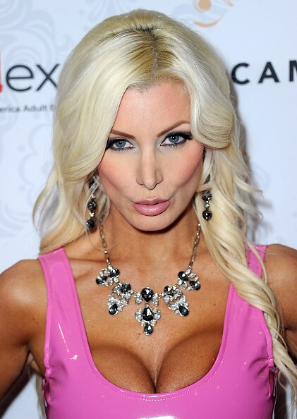 Brittany Andrews Look Hot In Gravi