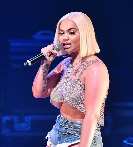 म्यूजिक आर्टिस्ट और रैपर रूनी ने हाल ही में अटलांटा, जॉर्जिया में परफॉर्म किया.