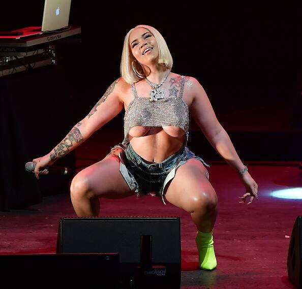 कोका कोला रॉक्सी में उन्होंने