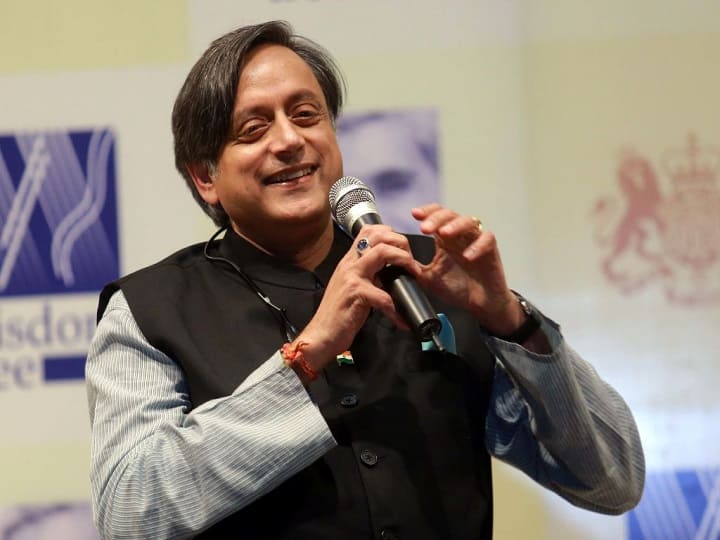 lok sabha election 2019 vip candidate Shashi Tharoor from Thiruvananthapuram seat VIP Candidate: तिरुवनंतपुरम सीट से शशि थरूर मैदान में, क्या लगा पाएंगे जीत की हैट्रिक ?