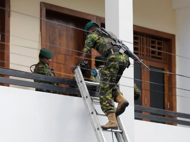 Sri Lanka bomb blasts Explosion near church in Colombo श्रीलंका की राजधानी कोलंबो में चर्च के पास एक और विस्फोट, राष्ट्रपति ने किया इमरजेंसी का एलान