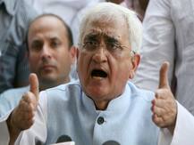 सलमान खुर्शीद का विवादित बयान, कहा-\'रिश्ते में CM योगी का बाप लगता हूं\'