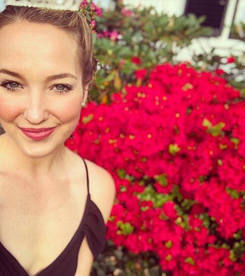  मिस प्लायमाउथ काउंटी का क्राउन पहन चुकी मोड गोर्मन को 50 मील अल्ट्रा मैराथन के दौरान पिनलैंड फ़ार्म्स ट्रेल चैलेंज में धोखा देते हुए पकड़ा गया था. पूर्व ब्यूटी क्वीन की इस कायरतापूर्ण हरकत ने सोशल मीडिया पर खूब बवाल मचाया था.  फोटोः इंस्टाग्राम