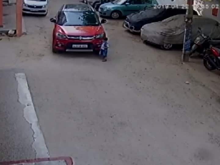 दिल्लीः कार की चपेट में आए तीन साल के मासूम की एम्स में मौत 3 year old child who crushed by car succumbs to injuries at aiims in delhi दिल्लीः कार की चपेट में आए तीन साल के मासूम की एम्स में मौत