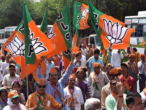 लोकसभा चुनाव: 2009 से 2019 तक, जानिए- बीजेपी और कांग्रेस ने कब कितने उम्मीदवार उतारे लोकसभा चुनाव: 2009 से 2019 तक, जानिए- बीजेपी और कांग्रेस ने कब कितने उम्मीदवार उतारे