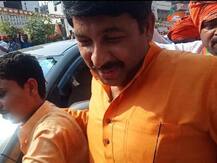 वाराणसी में पीएम मोदी का मेगा शो: अपने नेता के लिए गर्मी में भी इंतजार कर रहे हैं लोग