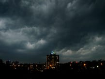 राजधानी दिल्ली में कल बारिश का अनुमान, गर्मी से मिल सकती है राहत