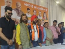 हंसराज हंस के बाद अब मशहूर गायक दलेर मेहंदी बीजेपी में हुए शामिल, दोनों रिश्ते में हैं समधी