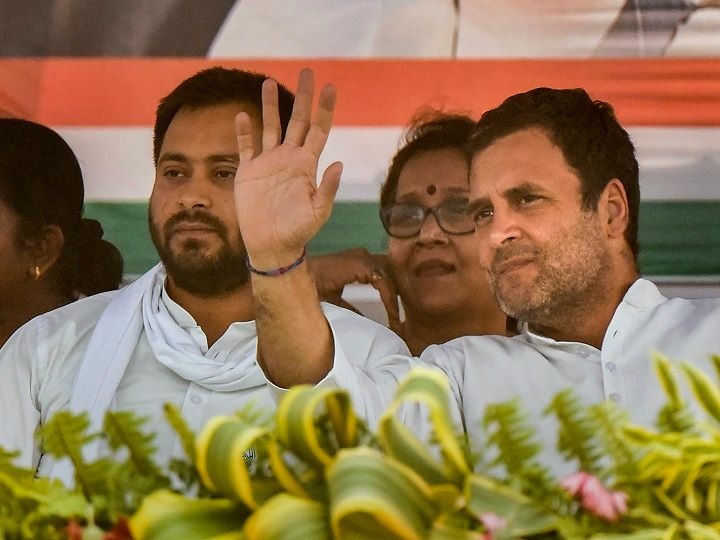 Lok Sabha Election 2019 Samastipur Tejashwi Yadav said we need Prime Minister like Rahul Gandhi  समस्तीपुर: तेजस्वी यादव ने पीएम मोदी पर साधा निशाना, बोले- हमें राहुल गांधी जैसा प्रधानमंत्री चाहिए