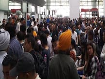 5 घंटे से अधिक समय तक ठप रहा एयर इंडिया का सर्वर, देशभर में एयरपोर्ट पर फंसे रहे सैकड़ों यात्री