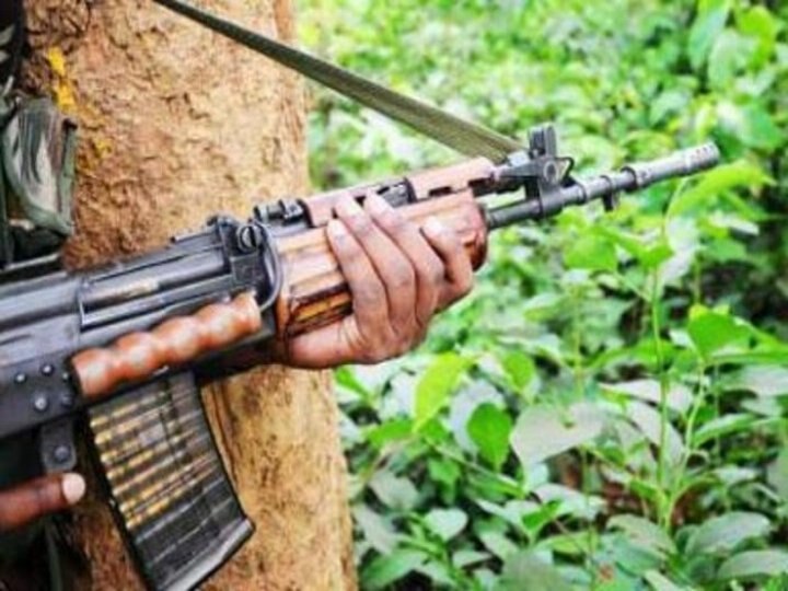 Bihar Three naxals were killed and 7 weapons were recovered in Aurangabad district बिहार के औरंगाबाद में पुलिस के साथ एनकाउंटर में तीन नक्सली ढेर, कई हथियार बरामद