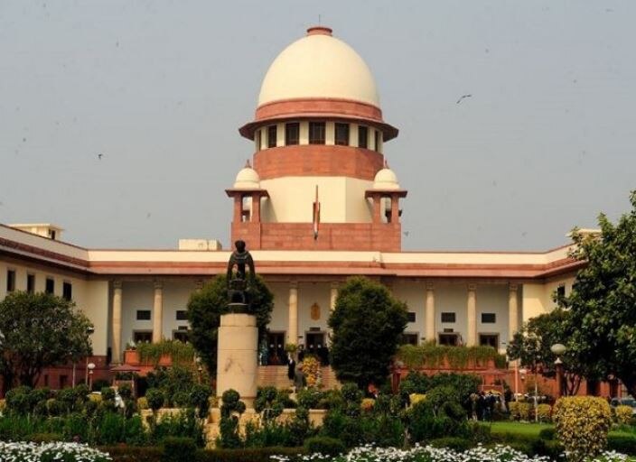 SC asks EC to decide on pleas for re-scheduling the voting time from 7 am to 5 am in  month of Ramzan रमज़ान में चुनाव: SC ने EC से कहा, वोटिंग सुबह 7 के बजाय 5 बजे से शुरू कराने पर करें विचार