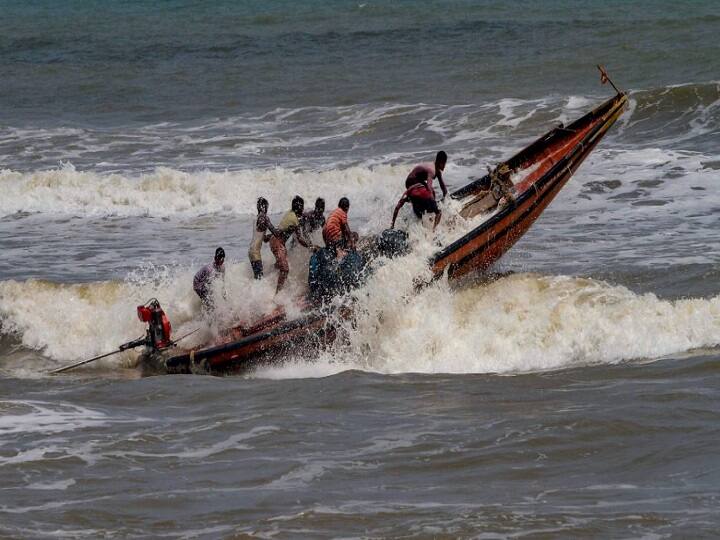 जानिए कैसे रखा गया चक्रवात 'फोनी' का नाम और क्या है इस शब्द का मतलब Here is how cyclone Fani was named and what it means जानिए कैसे रखा गया चक्रवात 'फोनी' का नाम और क्या है इस शब्द का मतलब