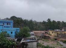 फोनी चक्रवाती तूफान से मच सकता है भयानक तांडव, देखें इसकी विकराल तस्वीरें