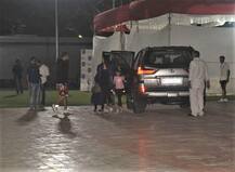 अभिषेक बच्चन को चीयर करने मां ऐश्वर्या के साथ पहुंची आराध्या, देखें तस्वीरें