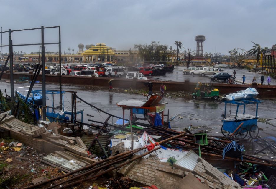 बांग्ला में इस चक्रवाती तूफान का ‘फोनी’ नाम दिया गया है. इसका अर्थ ‘सांप का फन’ होता है. यह नाम इसकी भयावहता के कारण पड़ा है. 
