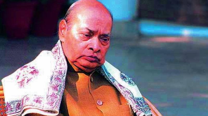 तेलंगाना सरकार ने पूर्व PM पीवी नरसिम्हा राव के लिए भारत रत्न की मांग की, सर्वसम्मति से पास हुआ प्रस्ताव Telangana Govt Steps up Bharat Ratna Demand for Late PM PV Narasimha Rao तेलंगाना सरकार ने पूर्व PM पीवी नरसिम्हा राव के लिए भारत रत्न की मांग की, सर्वसम्मति से पास हुआ प्रस्ताव