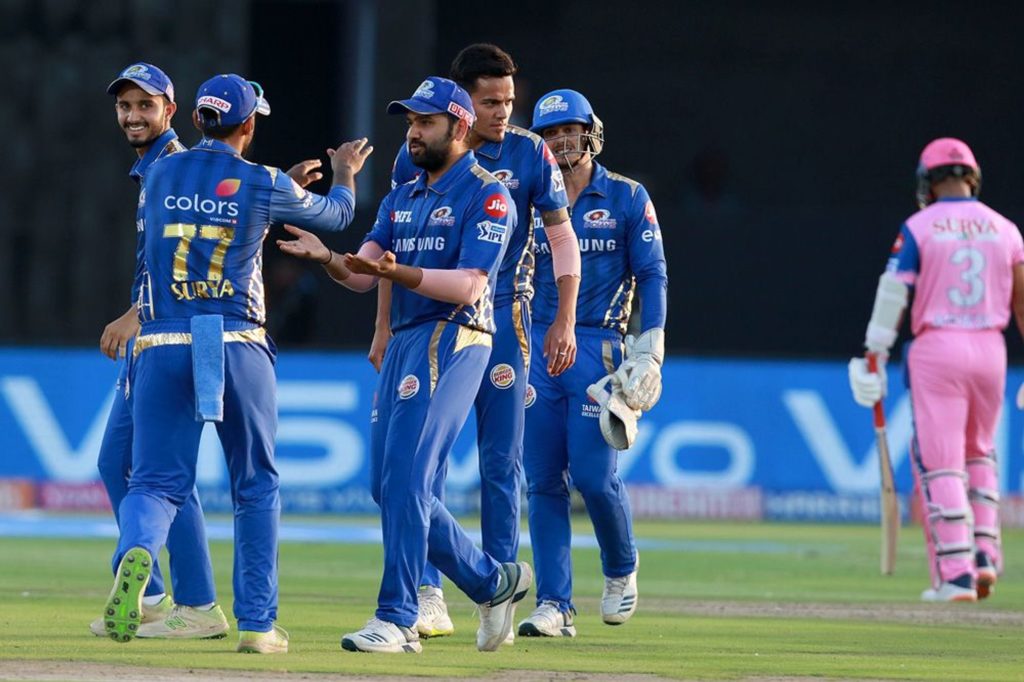 IPL 2019 प्लेऑफ- आखिर क्या है क्वालिफायर और फाइनल तक पहुंचने का गणित, MI vs CSK और DC vs SRH के बीच होगा पहला युद्ध,