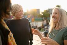 ऐसे लोग ज्यादा मारते हैं गप्पे, रिसर्च में हुआ चौंकाने वाला खुलासा