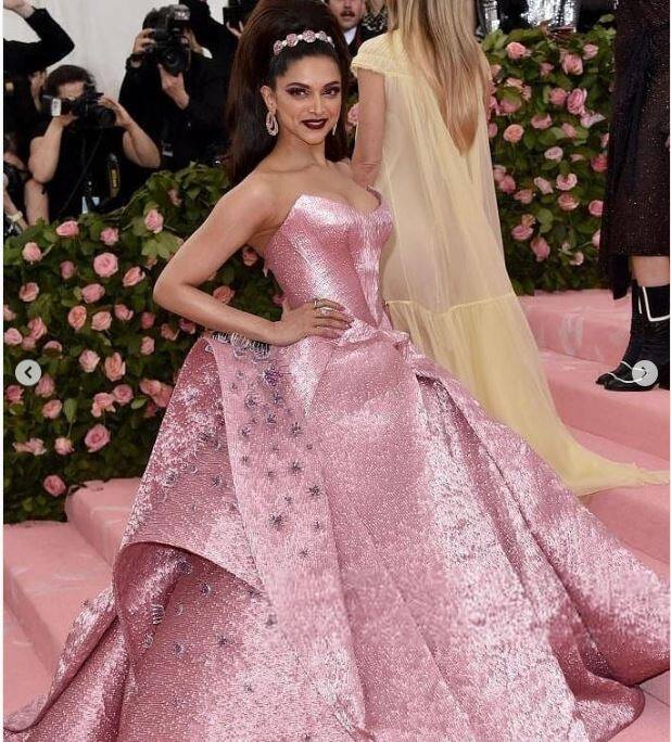 सभी तस्वीरें - सोशल मीडिया