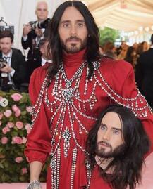 ये हैं Met Gala 2019 की सबसे अतरंगी तस्वीरें, कोई लगा जबरदस्त HOT तो किसी ने किया हैरान