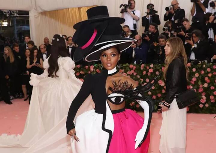 अमेरिकन सिंगर, रैपर और एक्ट्रेस जेनेल मोनाए भी उन हसीनाओं में से एक हैं जिन्होंने मेट गाला इवेंट में अपने लुक से सबको चौंकाया.