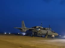 मुंबई एयरपोर्ट पर टला बड़ा हादसा, रनवे से आगे बढ़ा एयरफोर्स का विमान