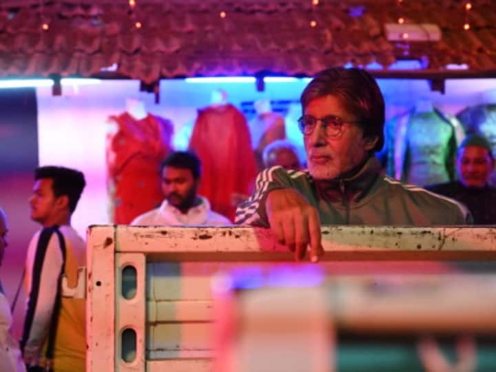 जानिए किस फिल्म में अमिताभ बच्चन निभाएंगे खुद अपना किरदार!