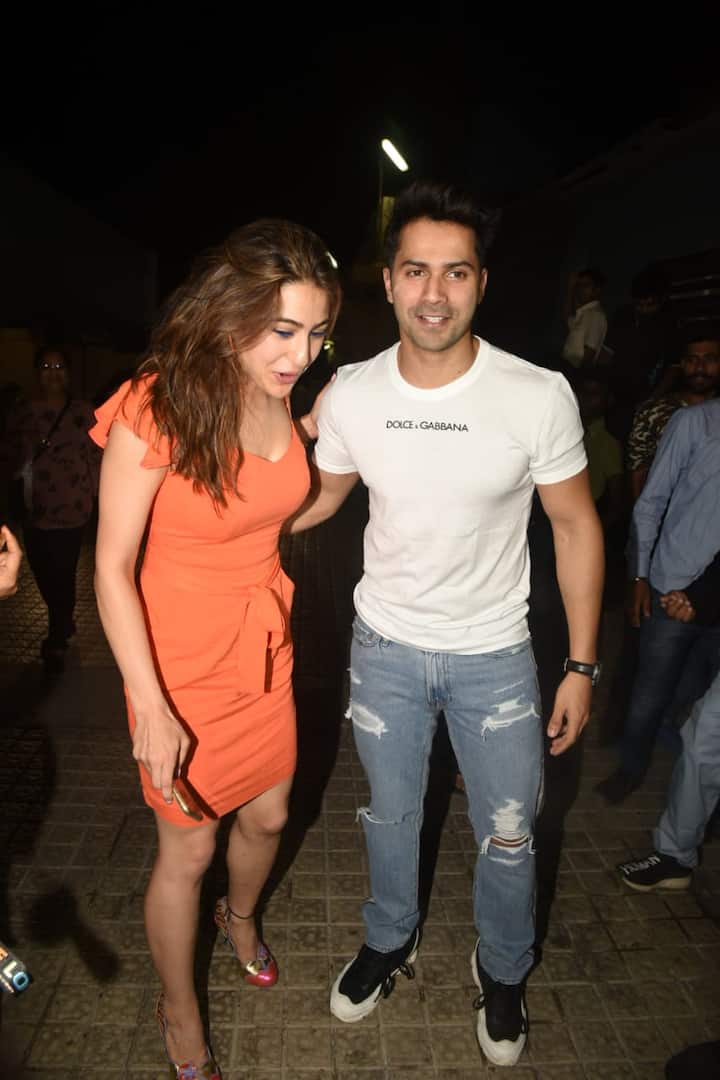 एक्टर वरुण धवन कूली नंबर-1 के रीमेक को कमाल बता चुके हैं. हालांकि, दर्शकों को फिल्म कमाल लगी कि नहीं ये तो देखने के बाद ही पता चलेगा.  