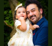 \'द वॉयस\' के जज अदनान समी ने दिया अपनी बेटी को 3 लाख रुपये का गिफ्ट