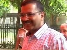 वोट डालने के बाद बोले केजरीवाल- दिल्ली के विकास के लिए वोट करें, देश में नफरत फैलाने वाले के लिए नहीं